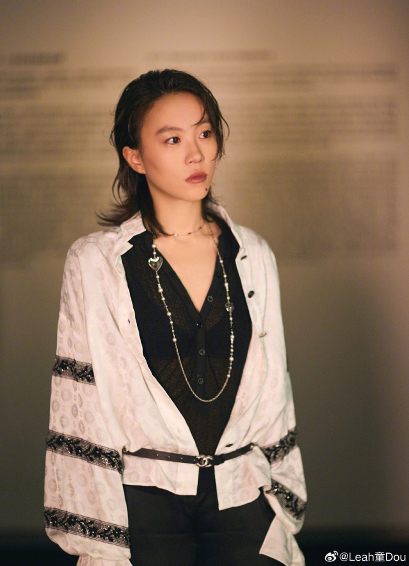窦靖童